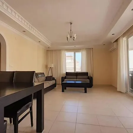 Country Club 2+1 Апартаменты